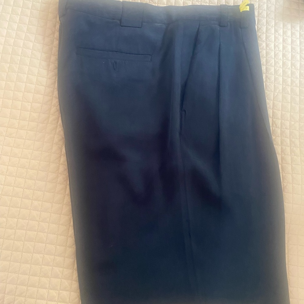 Paradise Coves Classic silk Black Men's pleated Shorts